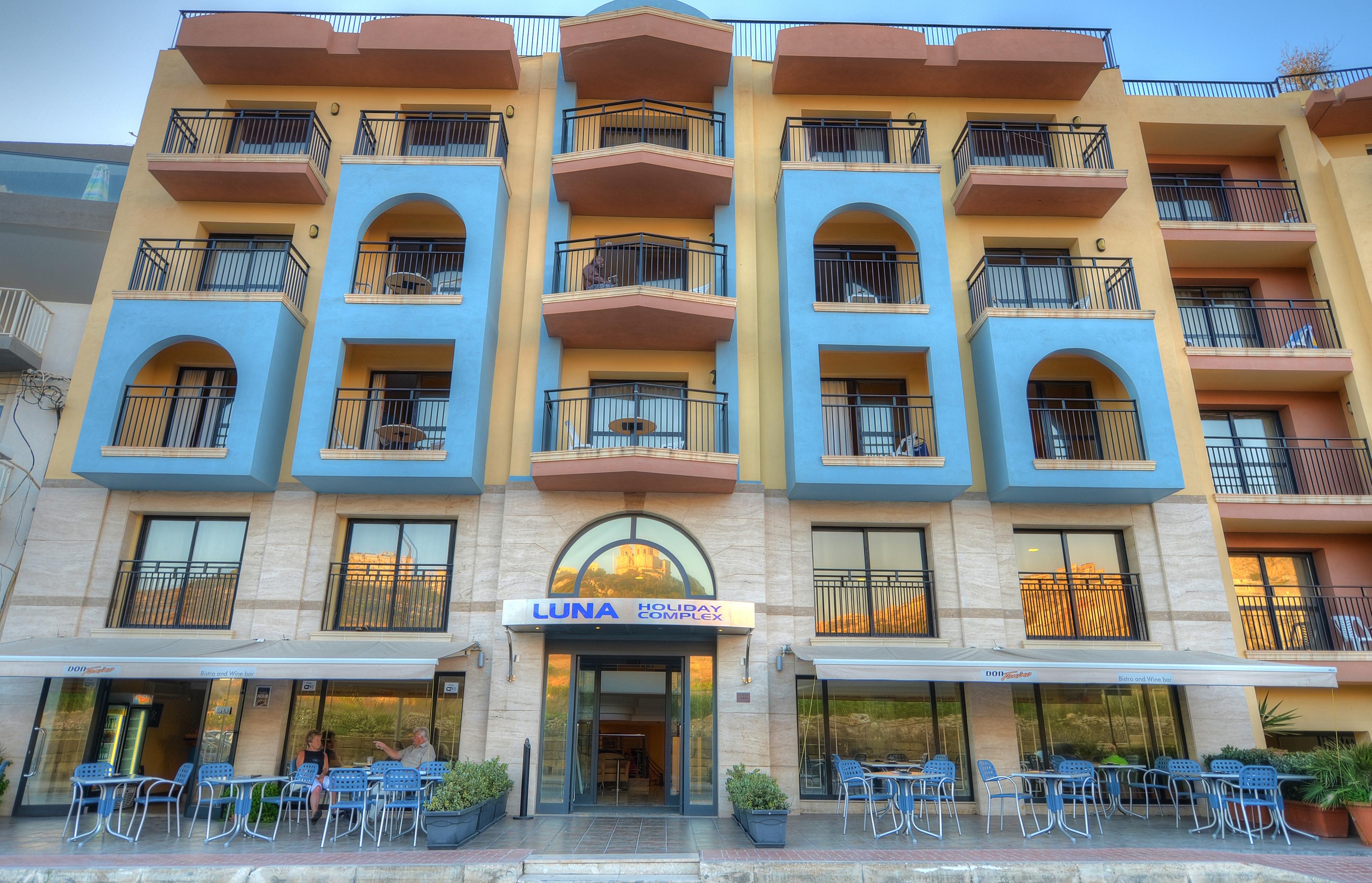 Luna Complex Apartahotel