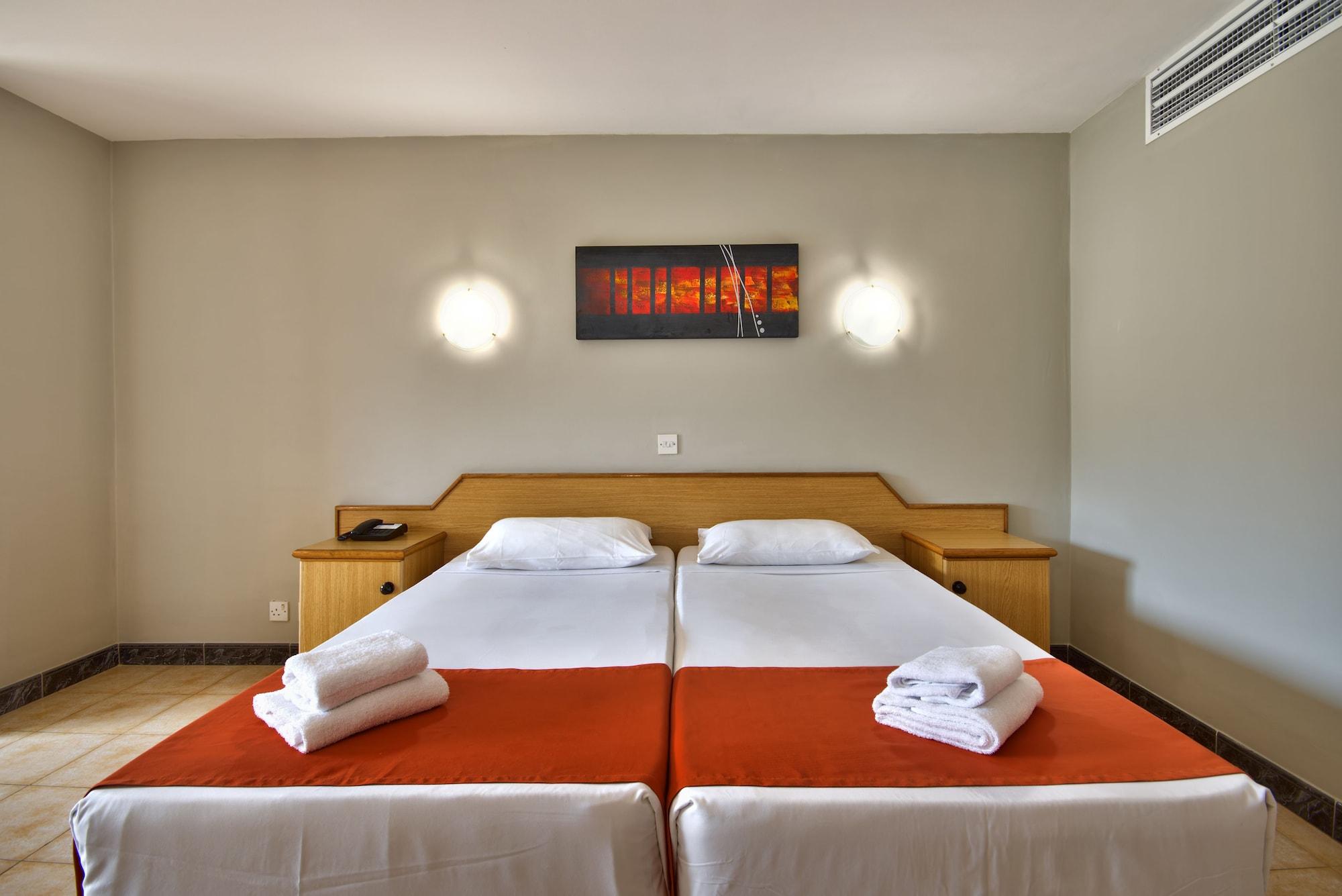 Lägenhetshotell Luna Complex 3*