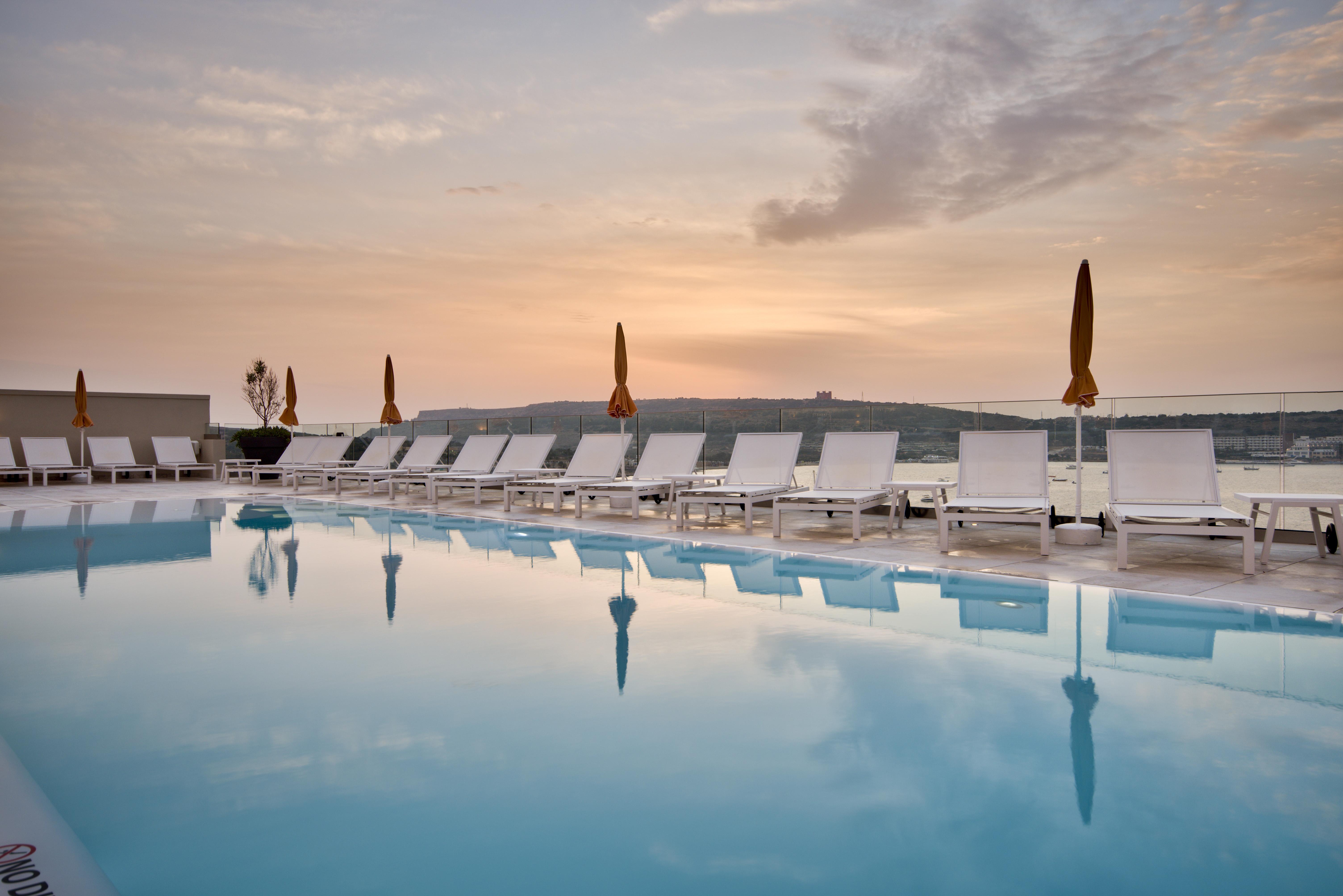 Luna Complex Lägenhetshotell Mellieħa