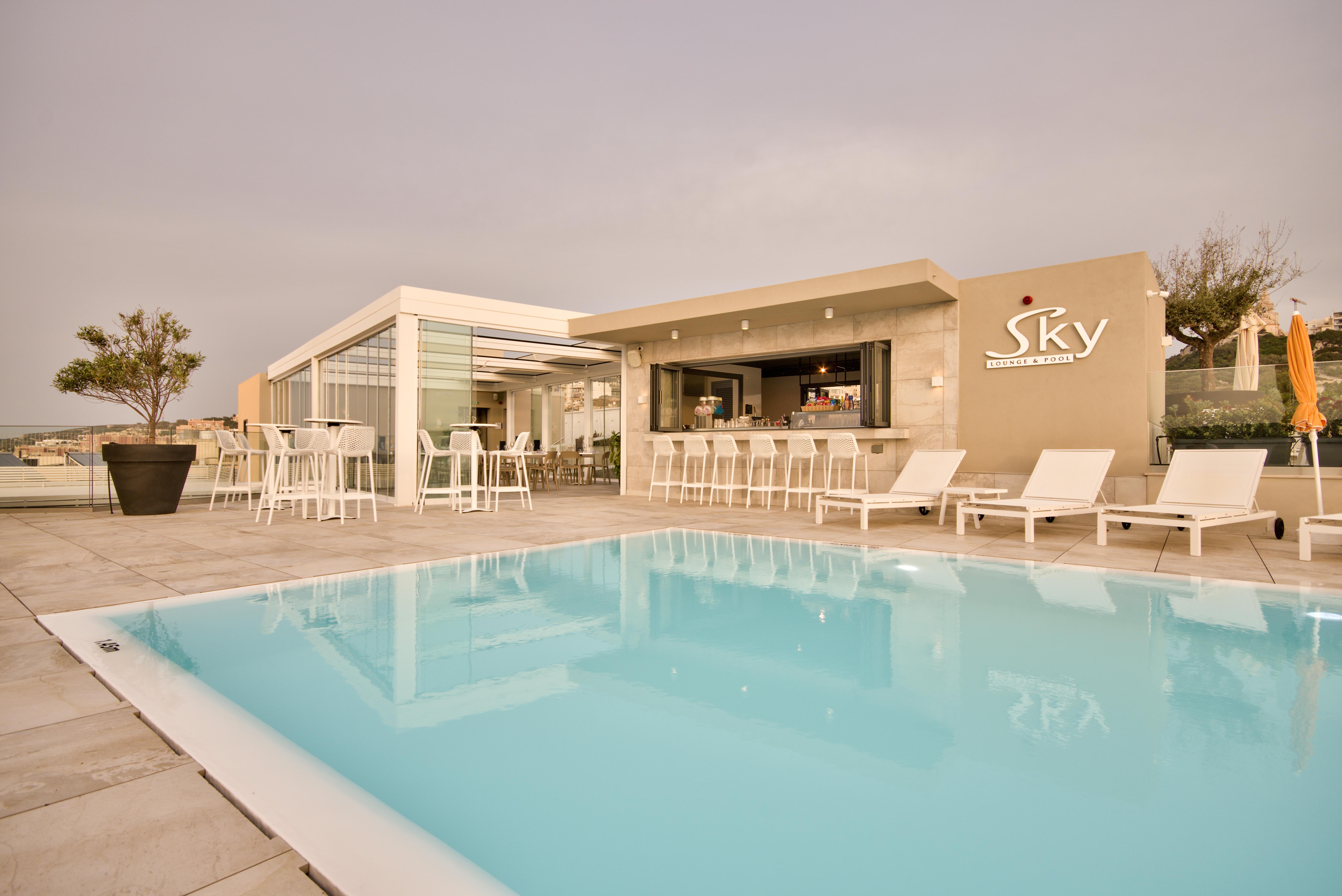 Lägenhetshotell Luna Complex 3*