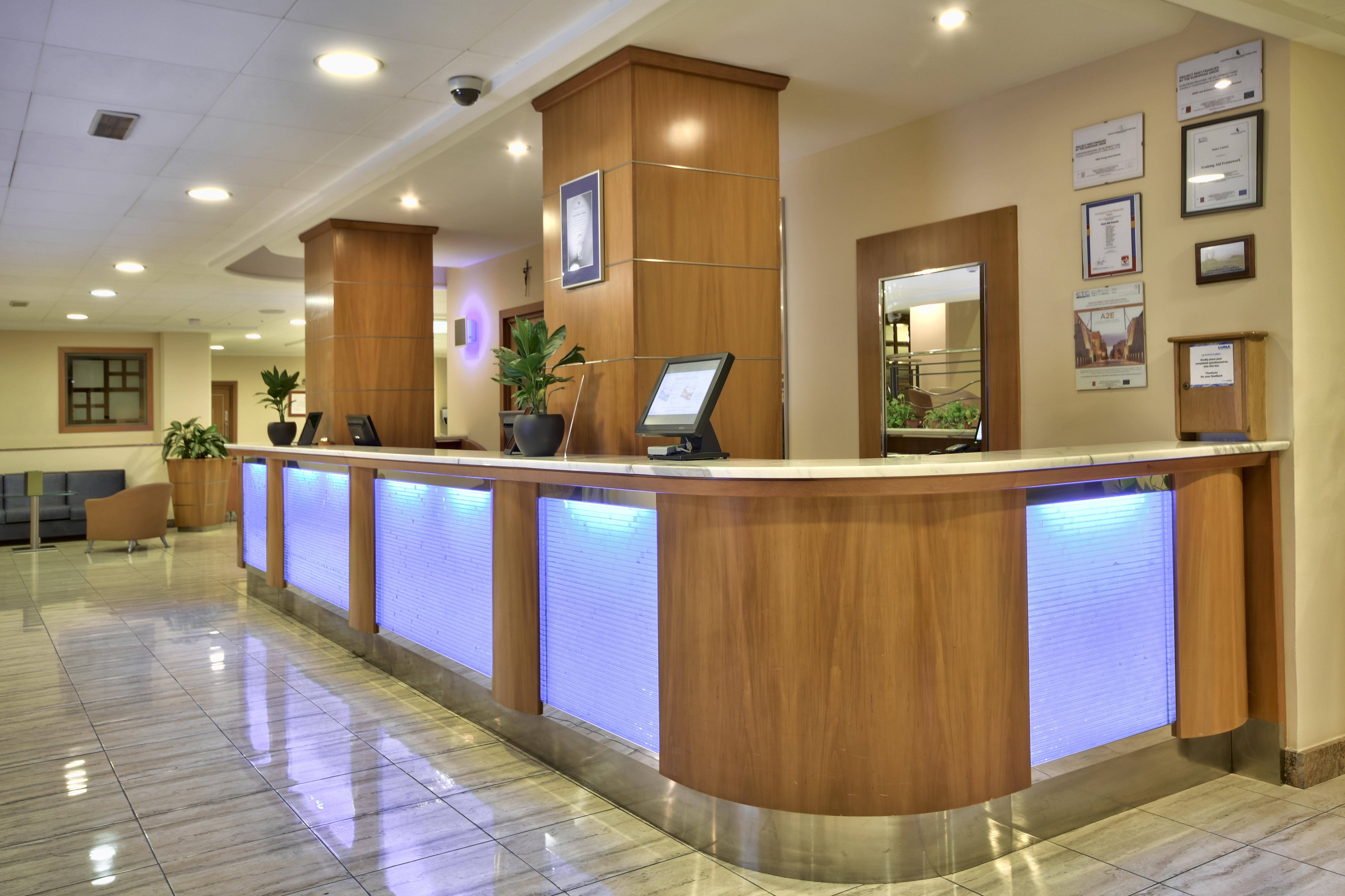 Luna Complex Apartahotel