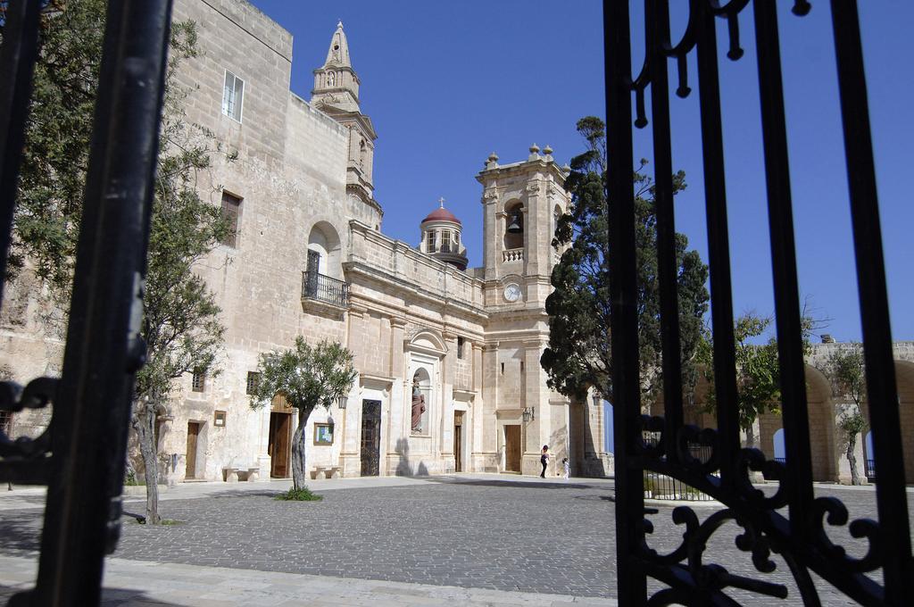 Luna Complex 3* Mellieħa